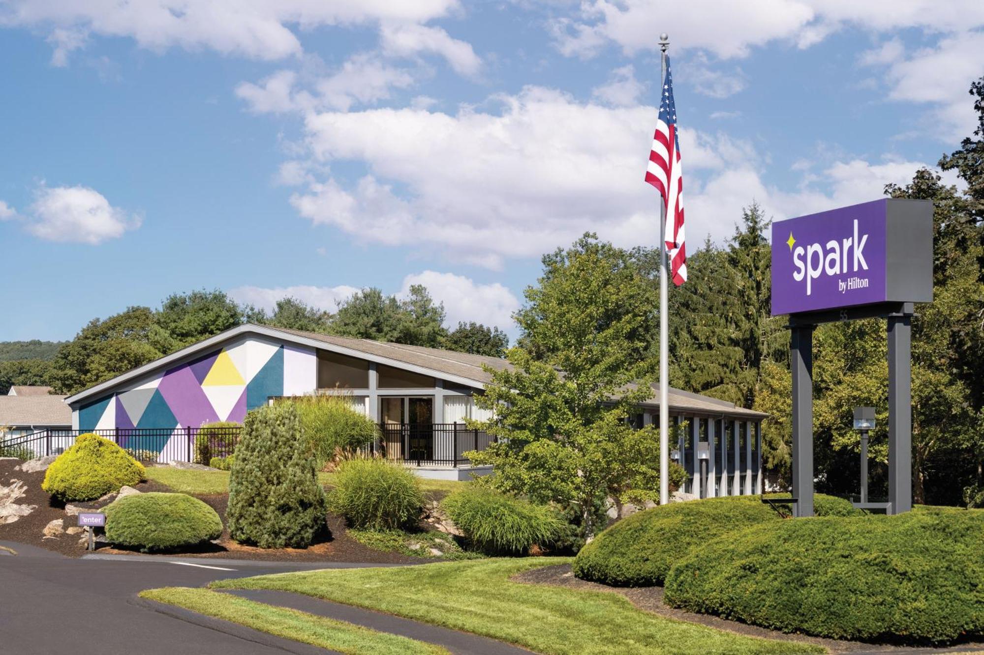 Spark By Hilton Mystic Groton Exterior foto